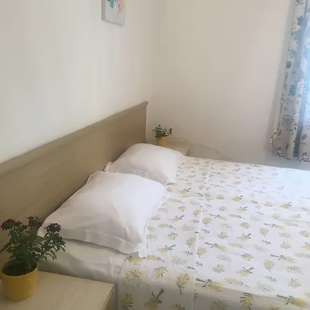 Defne Ev Ξενοδοχείο 3*